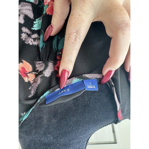 Apt 9 Black Floral V-Neck Sleeveless Tank Size Large NEW - Picture 4 of 5